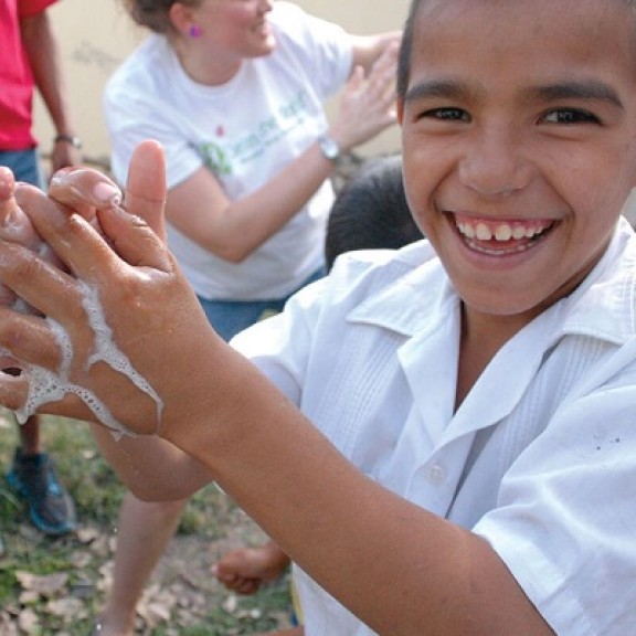 Clean the World recyclet zeep en shampoo