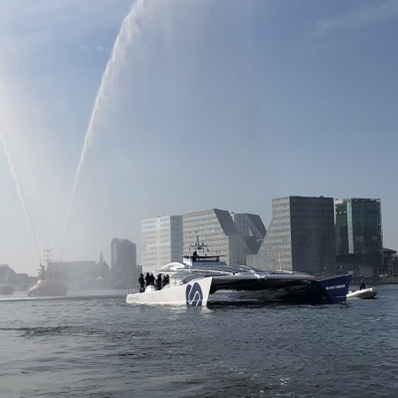De Energy Observer in Amsterdam