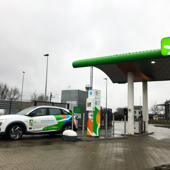 Waterstoftankstation van OrangeGas