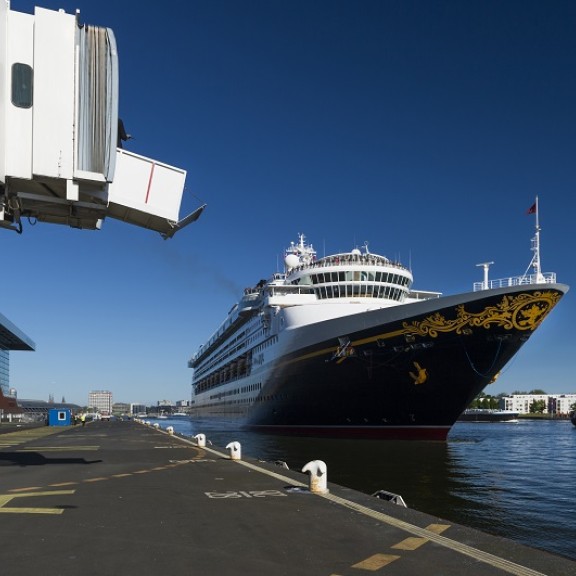 Walstroom Passenger Terminal Amsterdam