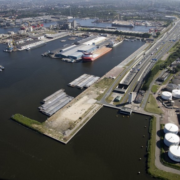 Opvang Vluchtelingen Cruiseschip Westerhoofd