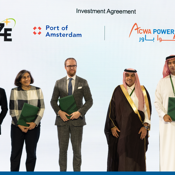 Ondertekening MoU Zenith GasLog ACMA Power PoA