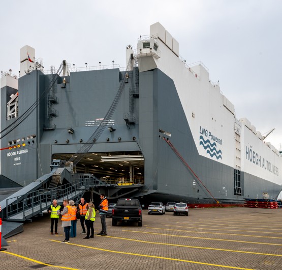 hoegh aurora