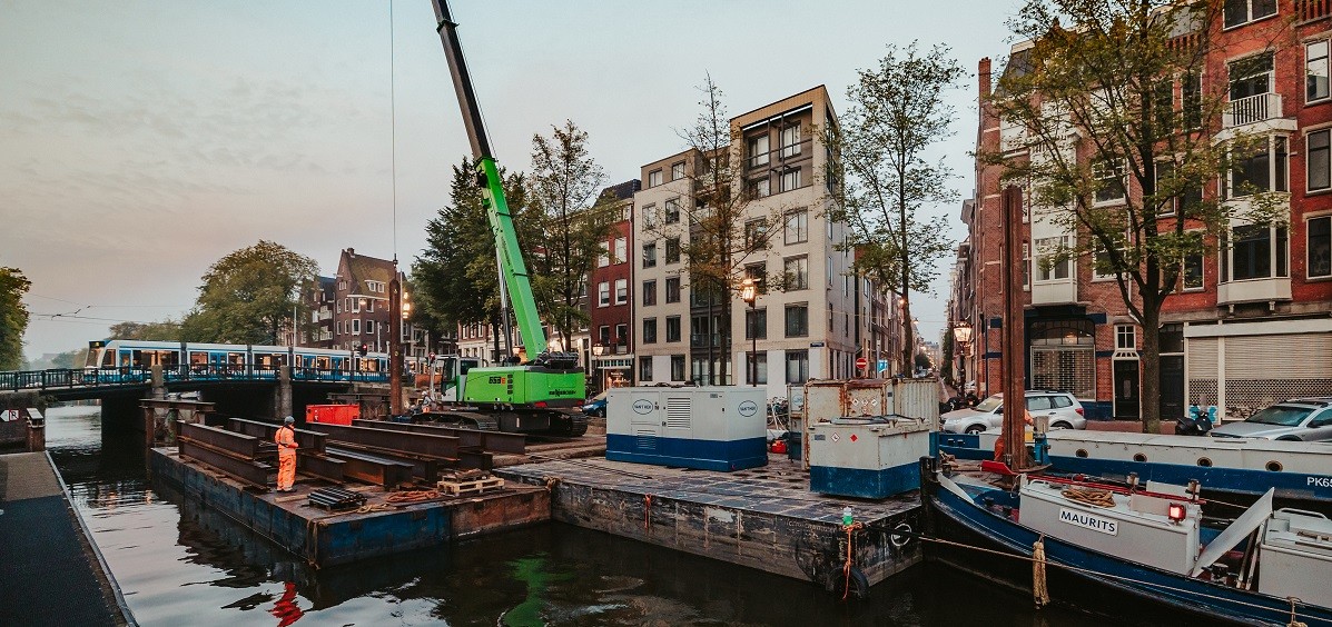 Oranje Loper Bouwlogistiek over Water