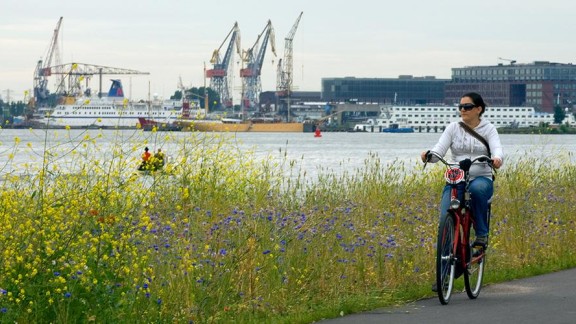 Fietsen in de haven