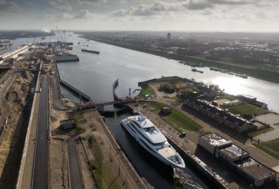 Middensluis Ijmuiden