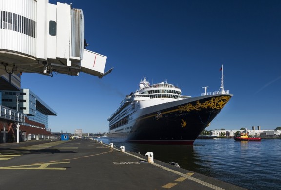 Walstroom Passenger Terminal Amsterdam