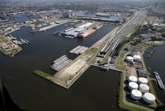 Opvang Vluchtelingen Cruiseschip Westerhoofd