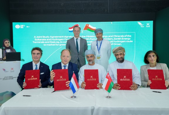 Ondertekening JSA Oman NL Port of Amsterdam