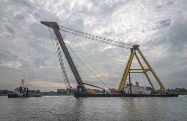 Kraan HEBO Maritiem Amsterdam
