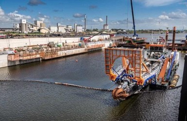 Uitgraven sluiskolk