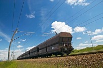 goederentrein op het spoor