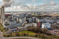 Vooraanzicht fabriek AEB